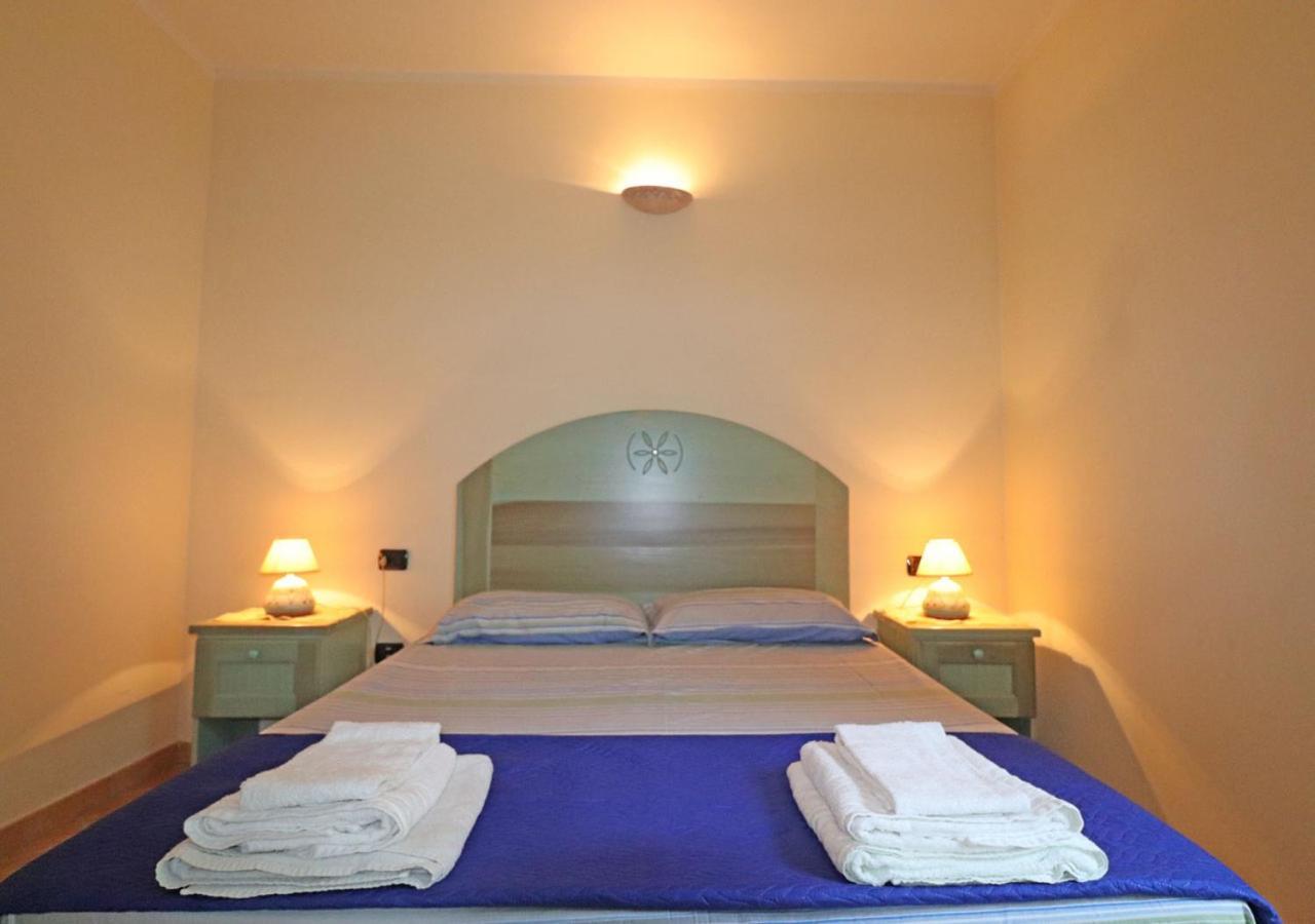 Le Residenze Di Padule 01 Apartment La Maddalena  Ngoại thất bức ảnh